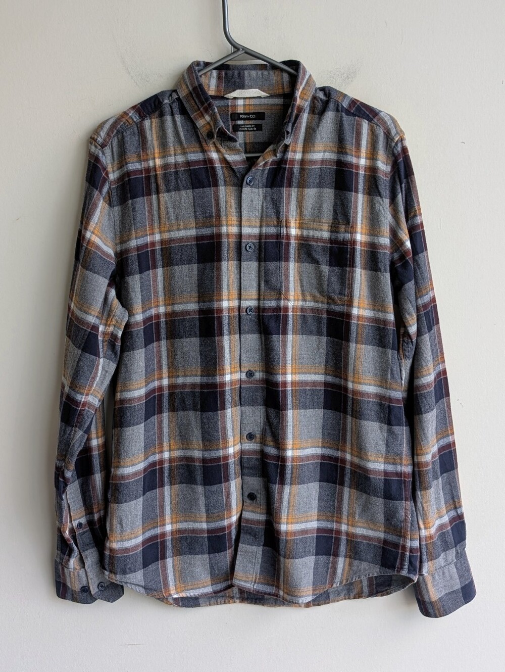 RW&CO. Plaid Long-Sleeve Button Down Shirt